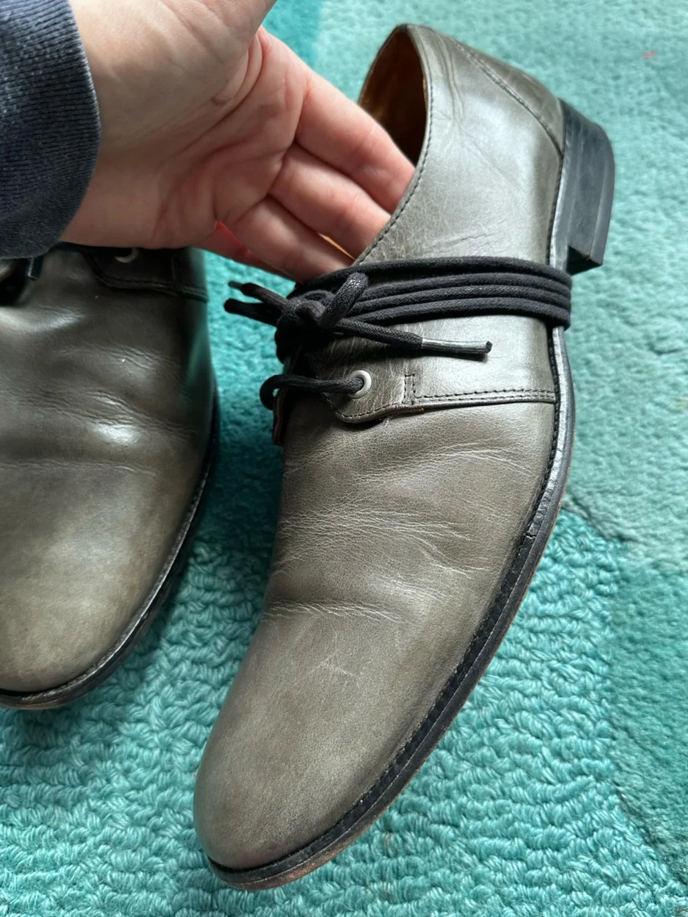 Fluevog Headliners Gable grey distressed wraparound derby shoe -M8 (fits 7.5/7)